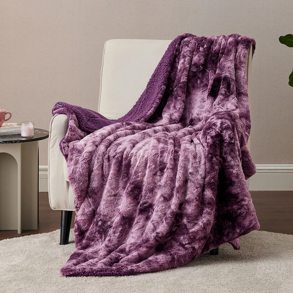 Bedsure Fuzzy Blanket Twin Size - Purple, Soft and Comfy Sherpa, Plush and Furry Faux Fur, Reversible Twin Blankets for Couch, Sofa and Bed, 60x80 Inches